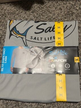 Salt Life Men’s Crewneck Performance Tee — Gray with Blue & Yellow Accents